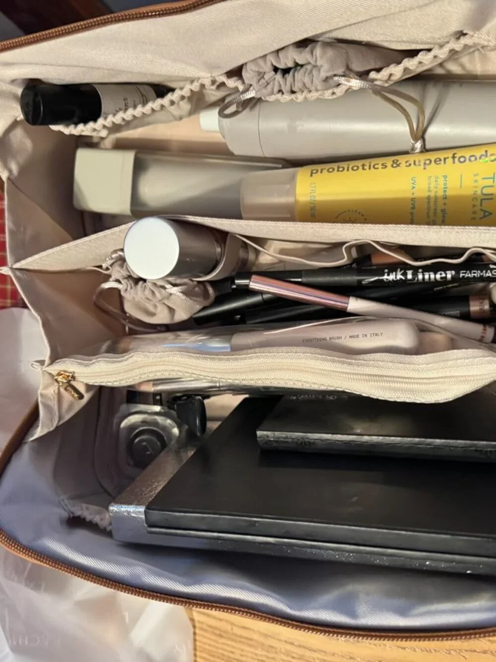 Travel Makeup Bag for Women Large Capacity Cosmetic Purse Waterproof PU Leather